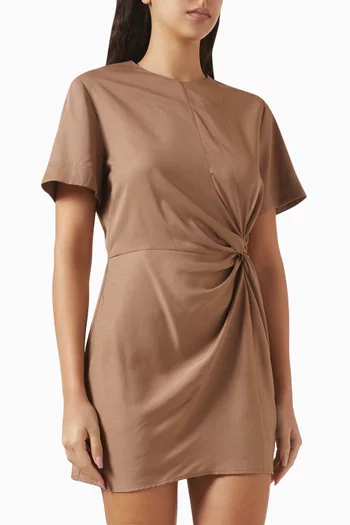 فستان بنمط تي شيرت بعقدة ملفوفة