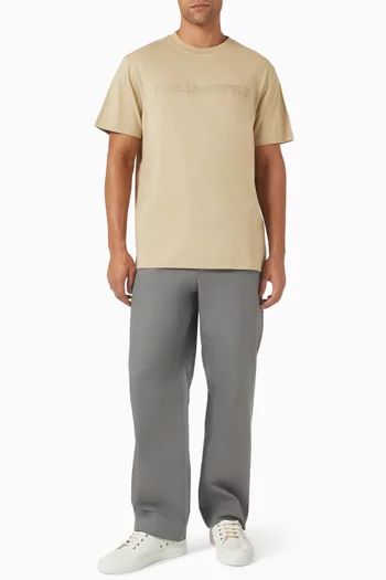 Essential Logo T-shirt in Cotton