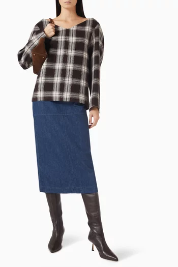 بلوز ة مزيج قطن بفتحة رقبة على شكل حرف V‏ ونقشة مربعات