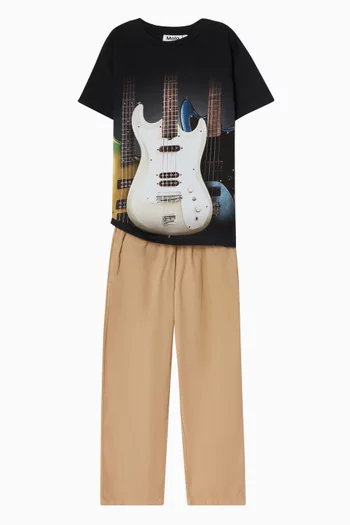 تي شيرت بطبعة كرة سلة