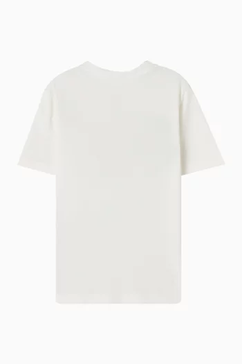 تي شيرت بشعار الماركة