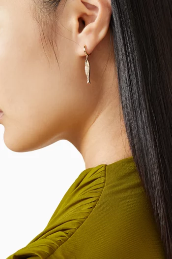 قرط منفرد هويتا مرصع بماس ذهب أصفر عيار 18