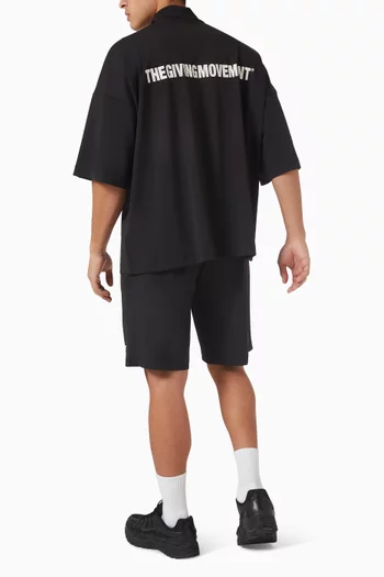 تي شيرت بياقة عالية وأكمام واسعة قماش سوفتسكين 100