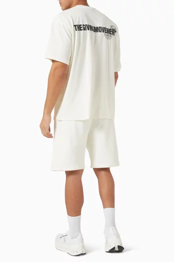 تي شيرت بطبعة UAE وشعار الماركة قطن جيرسيه