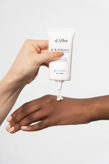 كريم ووترفول إسنس للحماية من الشمس مع عامل الحماية SPF 50+ PA++++‎‏، 50 ملل