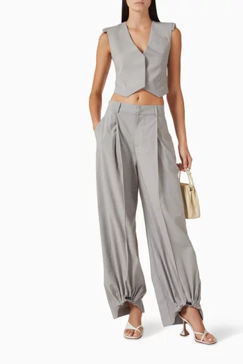 فيست قصير بأكتاف مبطّنة