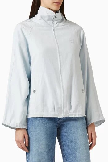 جاكيت جاين بقصة فضفاضة