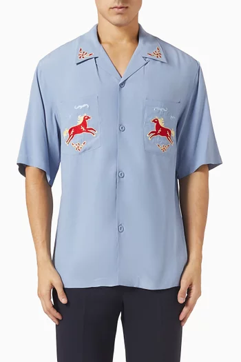 قميص مزين بحصان فيسكوز