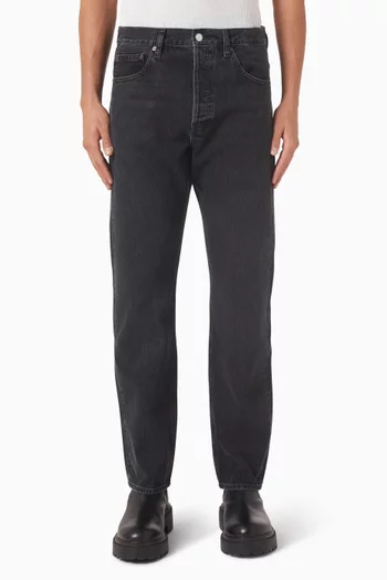 The Straight Jeans in Denim