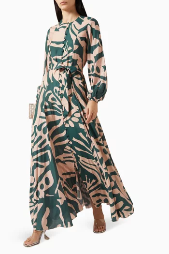 فستان طويل مزين بنقشة زهور