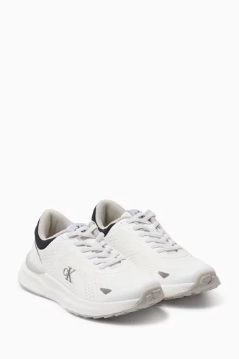 سنيكرز بشعار الماركة قماش شبكي