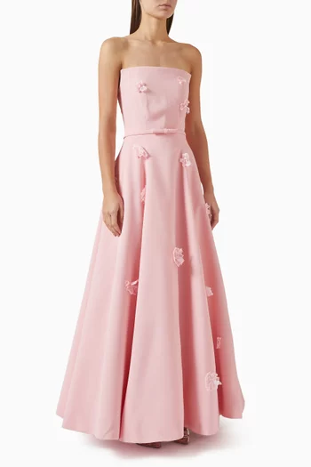 فستان سهرة بودرا مزين بزهور بارزة