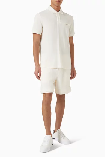 تي شيرت بولو بشعار الماركة