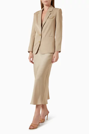 جاكيت بحلية شعار الماركة