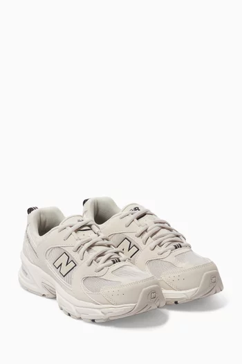 530 Sneakers in Mesh