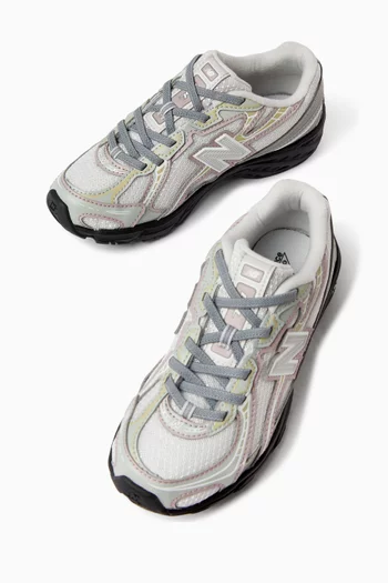 740 Lace-up Sneakers in Mesh