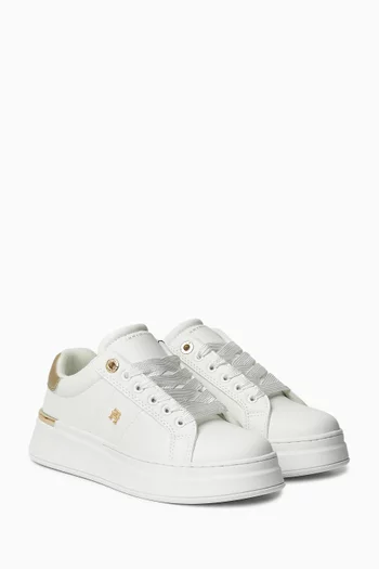 سنيكرز بشعار الماركة