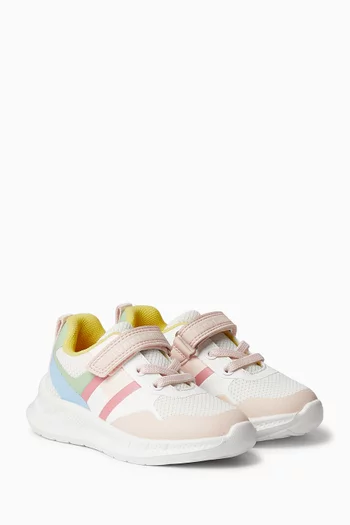 سنيكرز بشعار الماركة