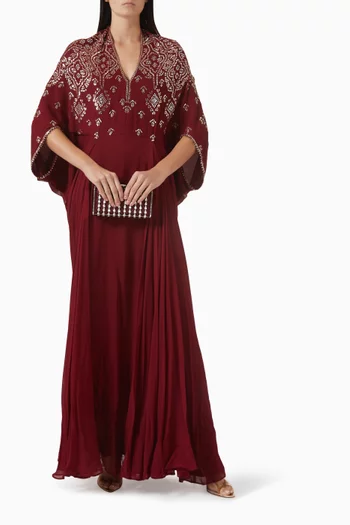 قفطان مطرز بكاب جورجيت