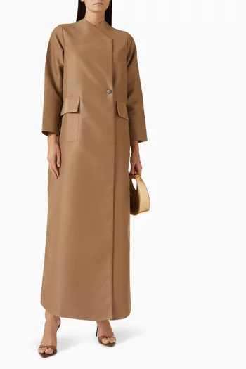 عباية بتصميم غير متماثل ستان