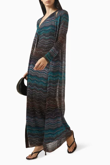 فستان بفتحة رقبة غير متماثلة