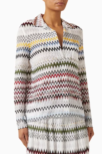 بلوزة منسوجة بنقشة خطوط متعرجة