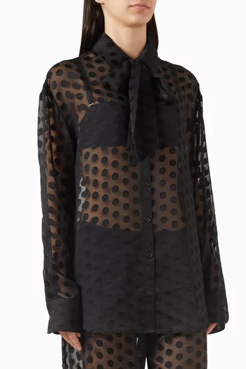 قميص بيري برباط عند الرقبة قماش شفاف