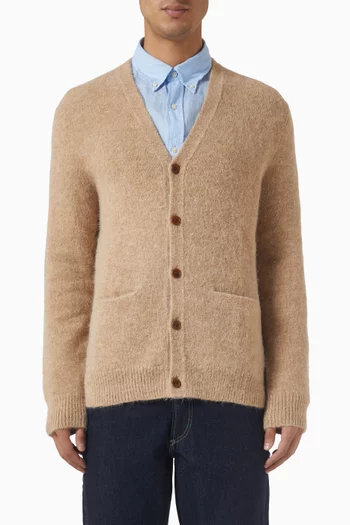 كارديغان بفتحة رقبة حرف V‏