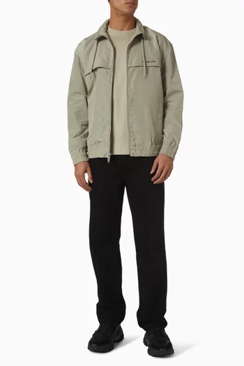 جاكيت ويندبريكر بشعار الماركة