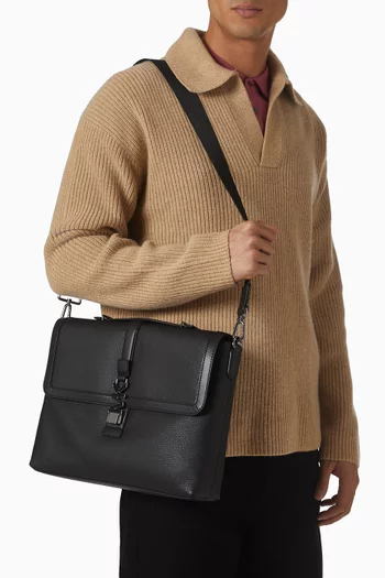 Ezra Messenger Bag in Leather