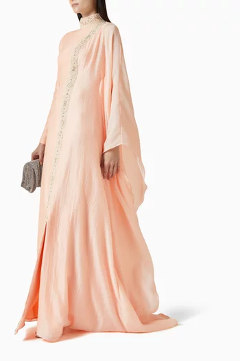 فستان ريفيرينس مطرز بالخرز واللؤلؤ