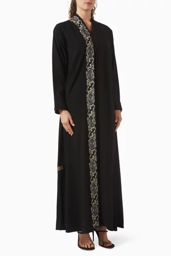 عباية مطرزة بالخرز