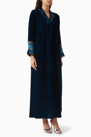 3D-embroidered Abaya