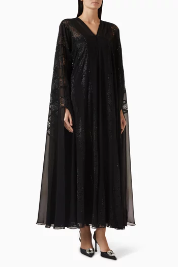 عباية بكاب مزين بتطريزات زهور