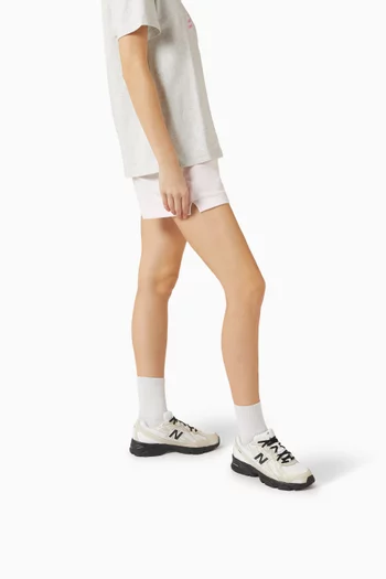 740 Sneakers in Mesh