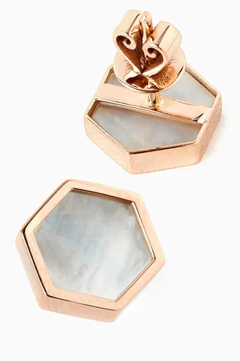 أقراط هايف مرصعة بعرق اللؤلؤ ذهب عيار 18