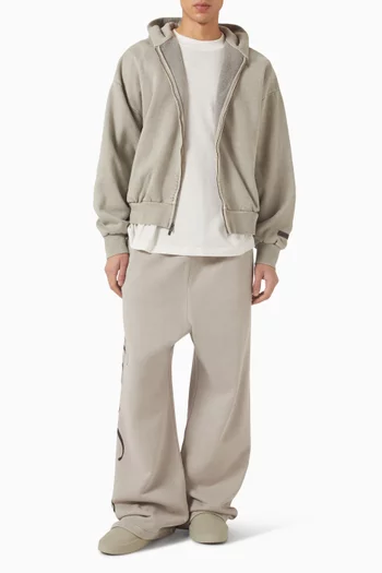 تي شيرت مطرز بشعار الماركة مزيج قطن