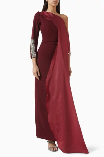 فستان طويل مطرز بالكريستال