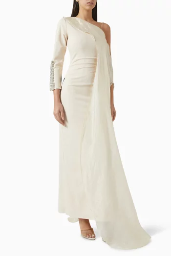 فستان طويل مطرز بالكريستال