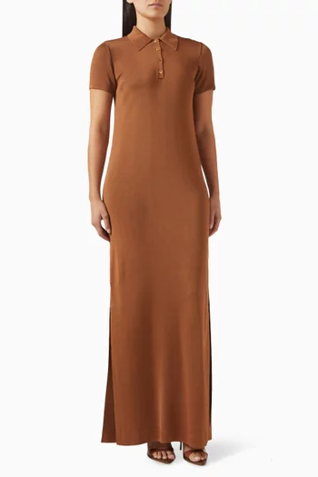 فستان بظهر مكشوف ومنسوج من فيسكوز