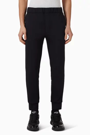 بنطال رياضي بتفاصيل نايلون معاد تدويره