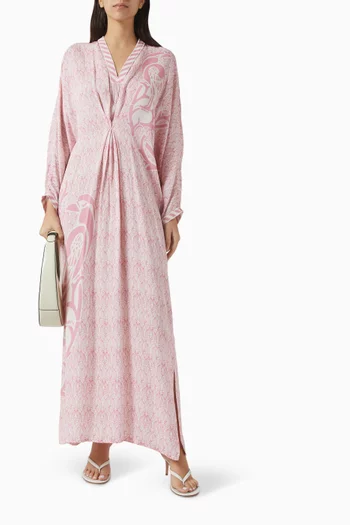 قفطان مزين بنقشة