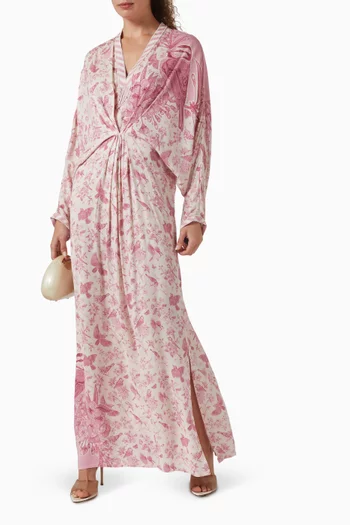 قفطان مزين بنقشة