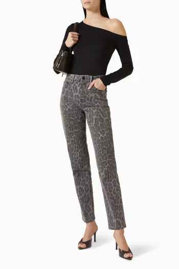 بلوزة خفيفة بكتف مكشوف قماش سكوبا