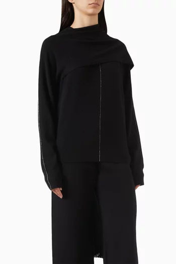 بلوزة بوشاح