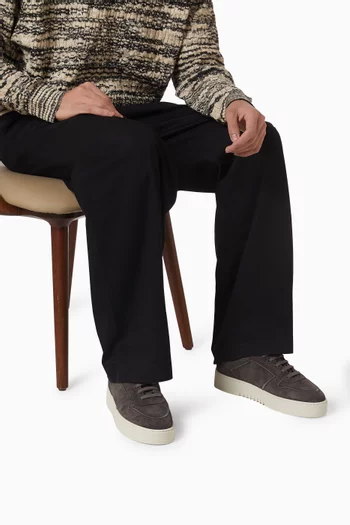 سنيكرز اوربت مطرز شمواه