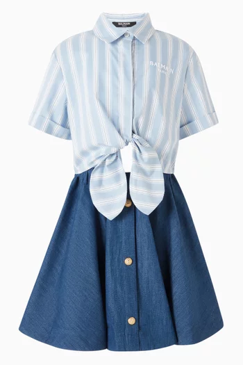 فستان بعقدة في الأمام