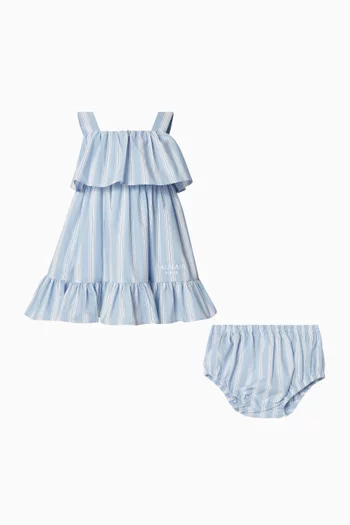 فستان بنقشة مخططة