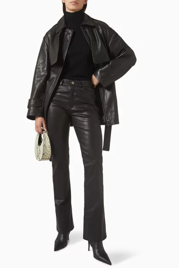 بنطال بقصة واسعة جلد