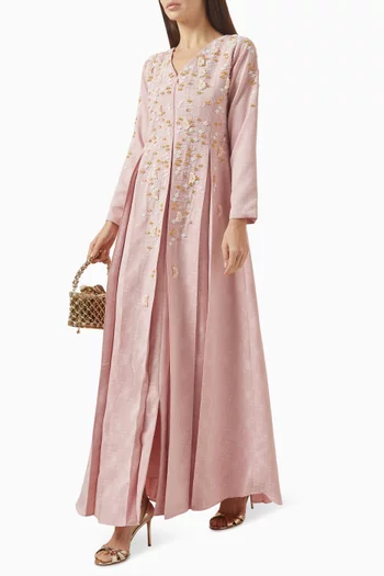 قفطان بتطريزات زهور بارزة كريب